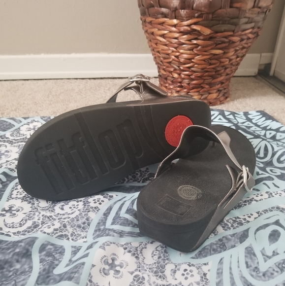 Scandals - Picture 2 of 3